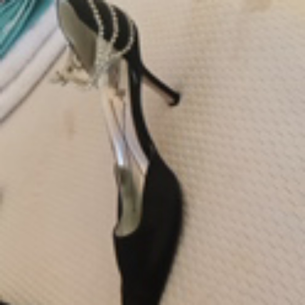 Snake tip heels